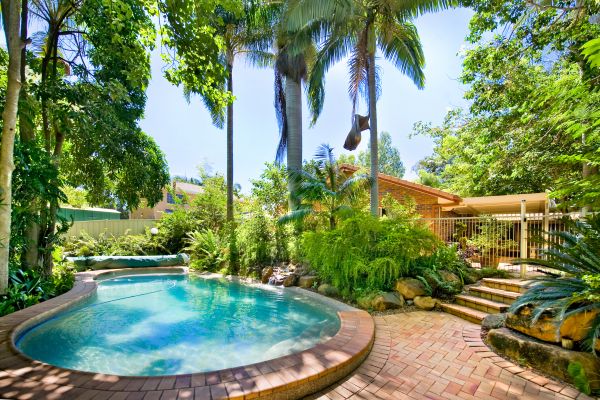 Cost of Pool Patio Paving in Anderson
